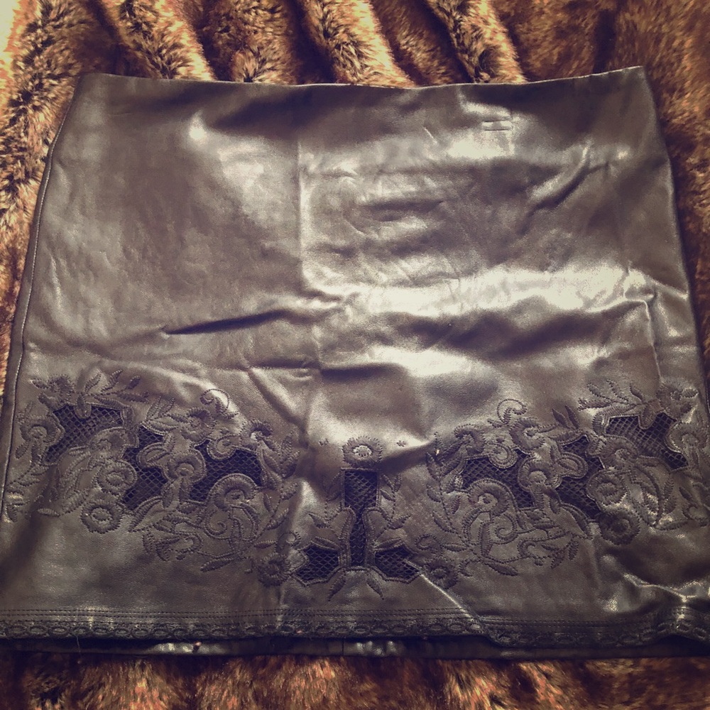 Romeo and Juliet leather mini skirt